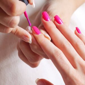 Curso de manicure, esmaltado permanente y diseños